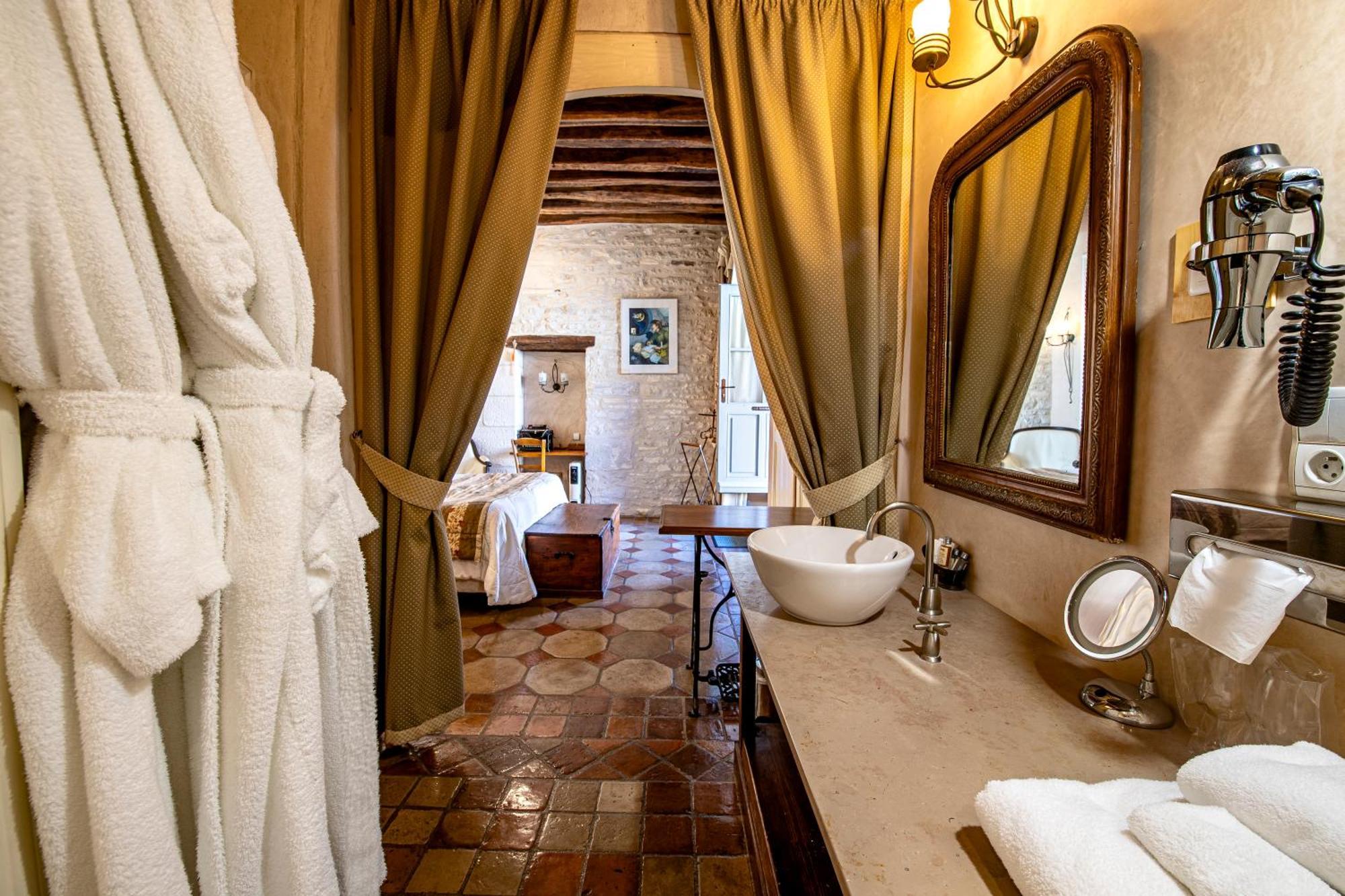 Nitry Hotel De La Beursaudiere מראה חיצוני תמונה