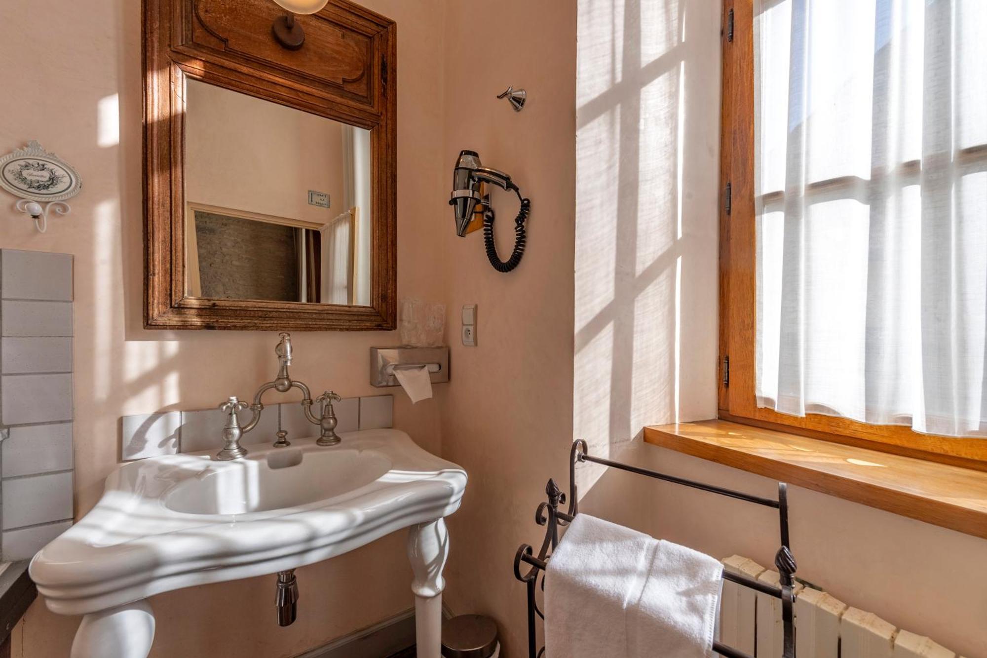 Nitry Hotel De La Beursaudiere מראה חיצוני תמונה